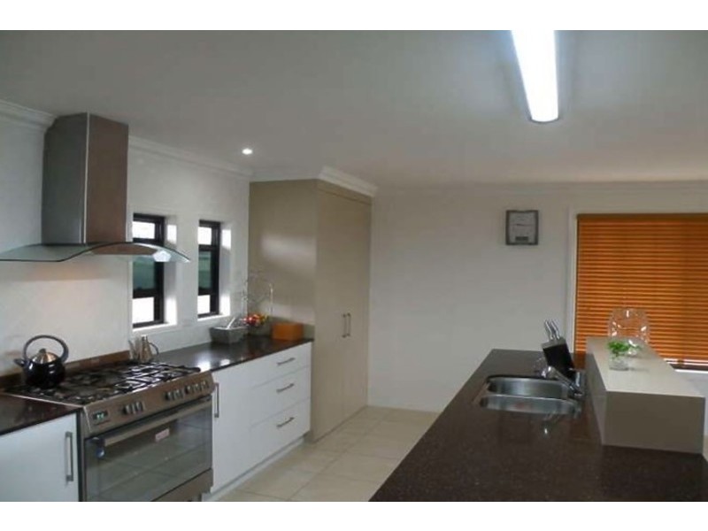 52 Paradise Way, Emu Park QLD 4710
