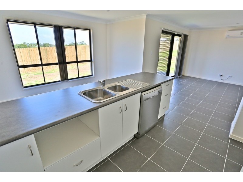 37 Timbers Beach Road, Zilzie QLD 4710