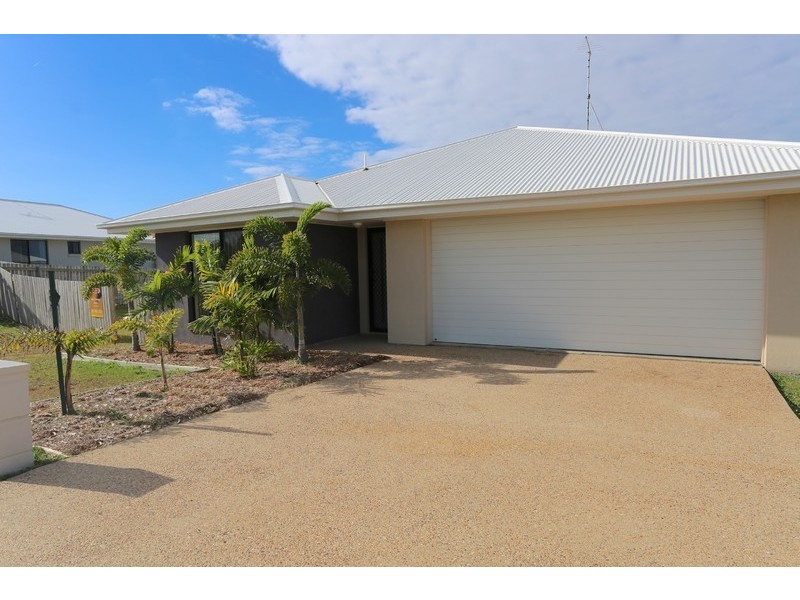 33 Falcon Crest, Emu Park QLD 4710
