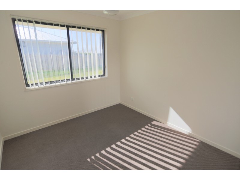 33 Falcon Crest, Emu Park QLD 4710