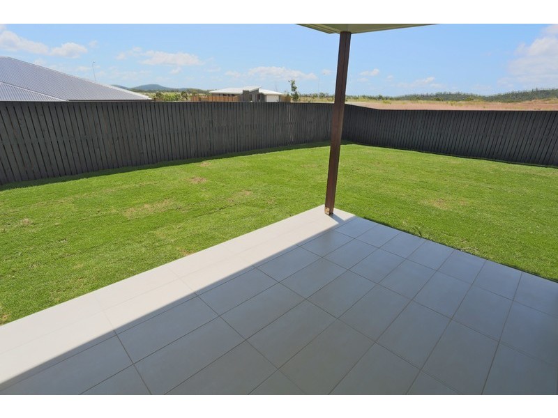 25 Hoop Street, Yeppoon QLD 4703