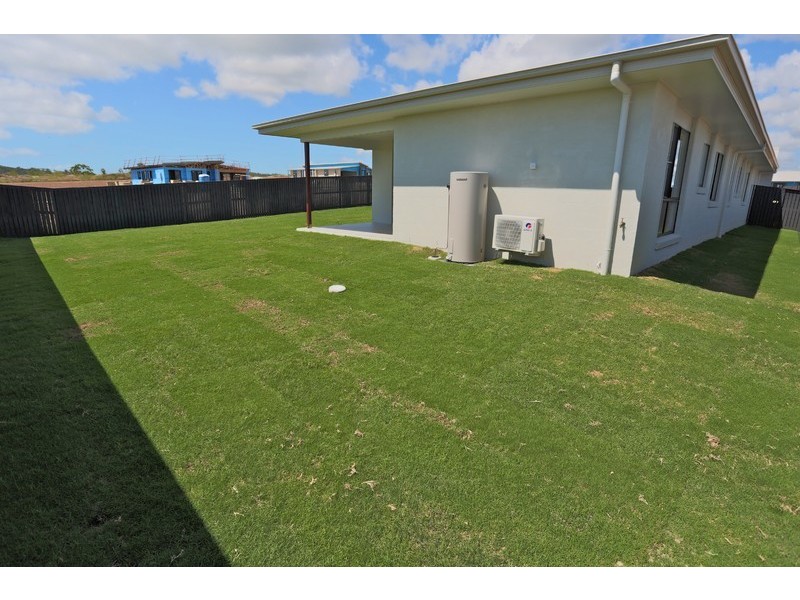 25 Hoop Street, Yeppoon QLD 4703