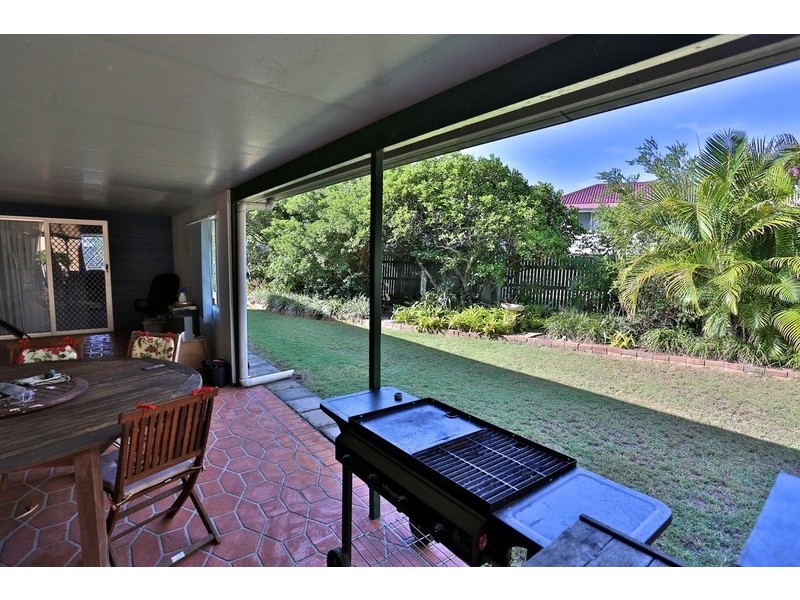 27 Ware Avenue, Causeway Lake QLD 4703