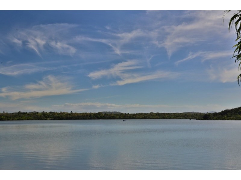 27 Ware Avenue, Causeway Lake QLD 4703