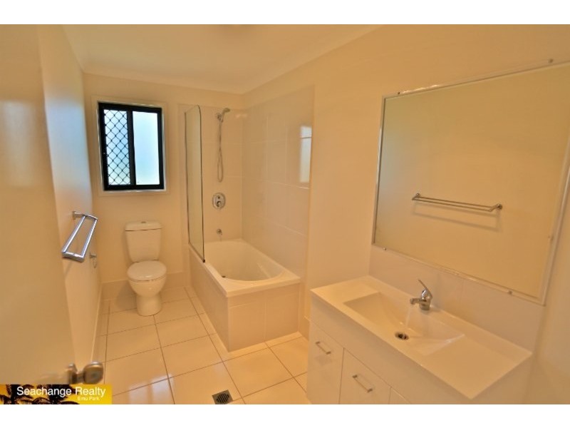 4 Falcon Crest, Emu Park QLD 4710