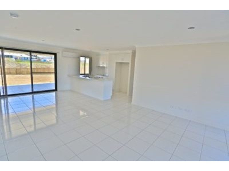 22 Eagle Heights, Zilzie QLD 4710