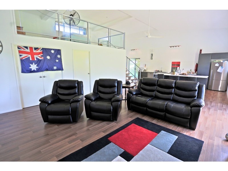 48 Nelson Street, Emu Park QLD 4710