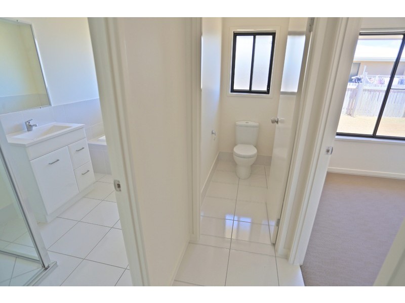 6 New Forest Road, Zilzie QLD 4710