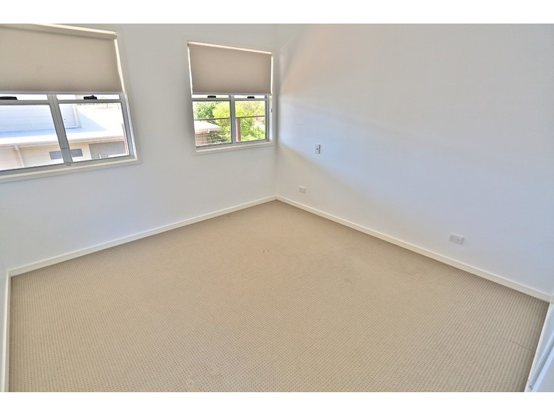 33 Cocoanut Point Drive, Zilzie QLD 4710