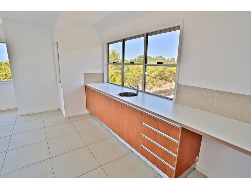 33 Cocoanut Point Drive, Zilzie QLD 4710