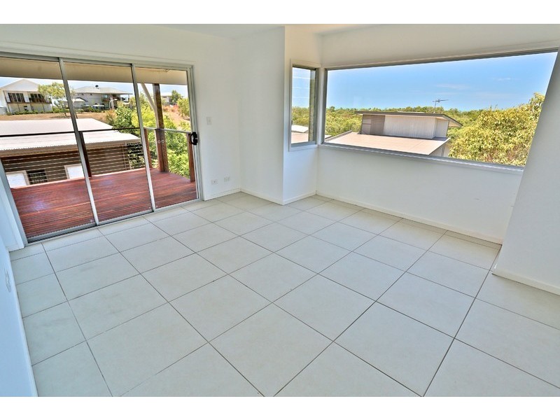 33 Cocoanut Point Drive, Zilzie QLD 4710