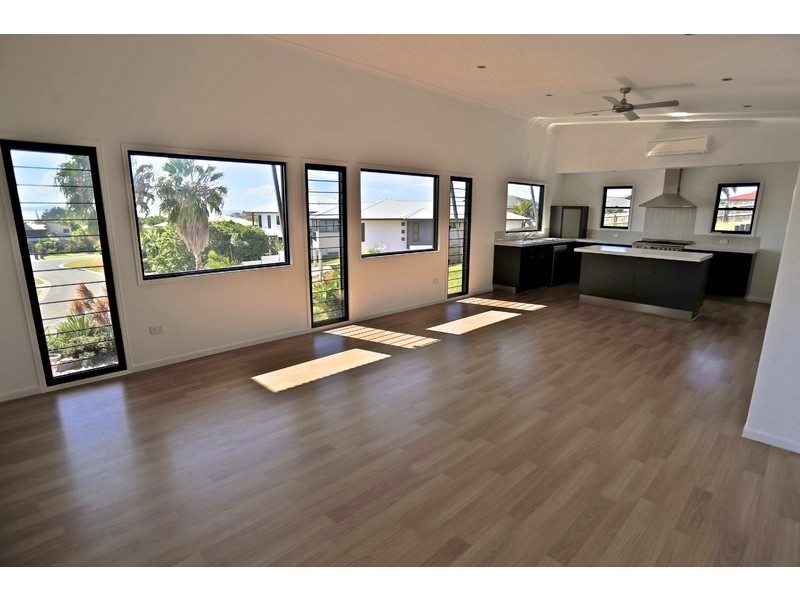 8 Taldora Place, Emu Park QLD 4710