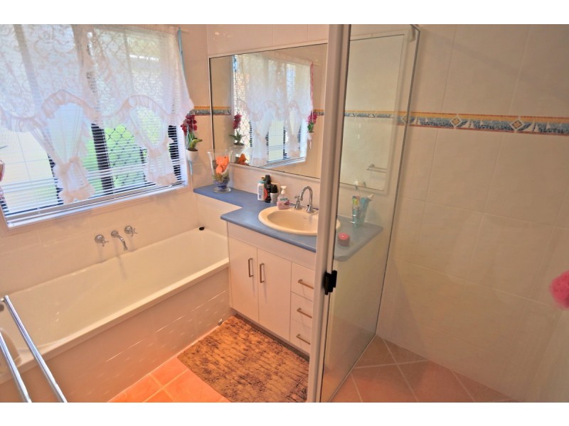 27 Nerita Avenue, Zilzie QLD 4710