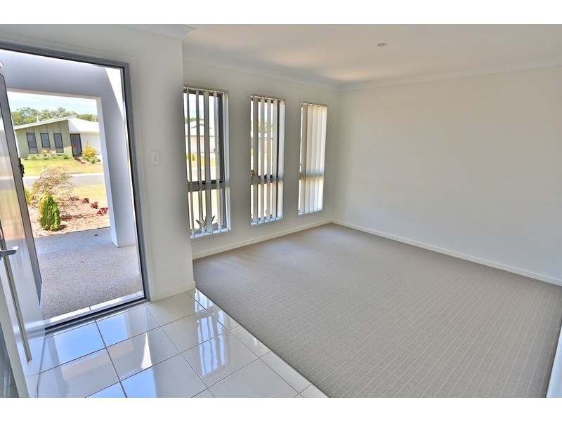 4 Barramundi Street, Mulambin QLD 4703