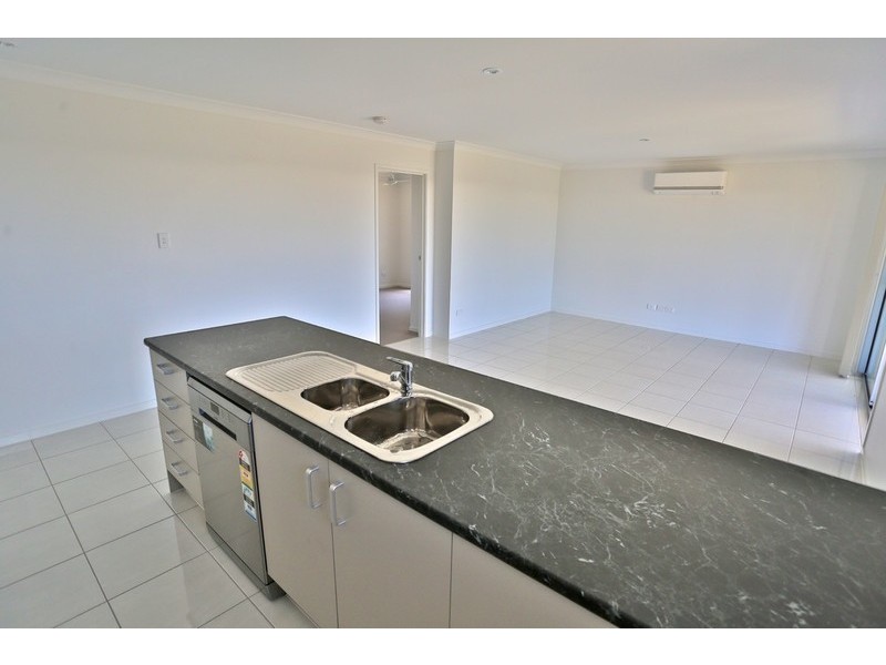 4 Barramundi Street, Mulambin QLD 4703