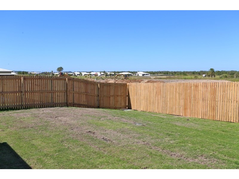 35 Timbers Beach Road, Zilzie QLD 4710