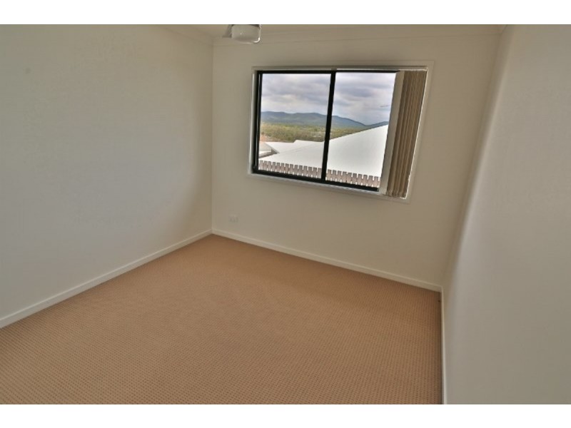 10 The Peak, Zilzie QLD 4710