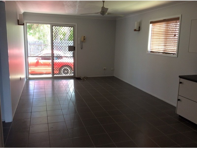 1/103 Hartley Street, Emu Park QLD 4710