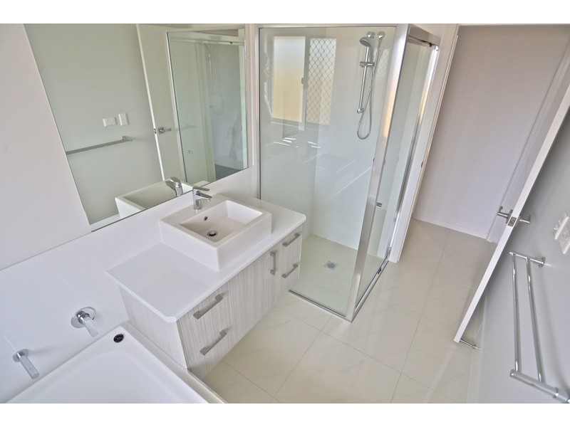 11 Hoop Avenue, Yeppoon QLD 4703