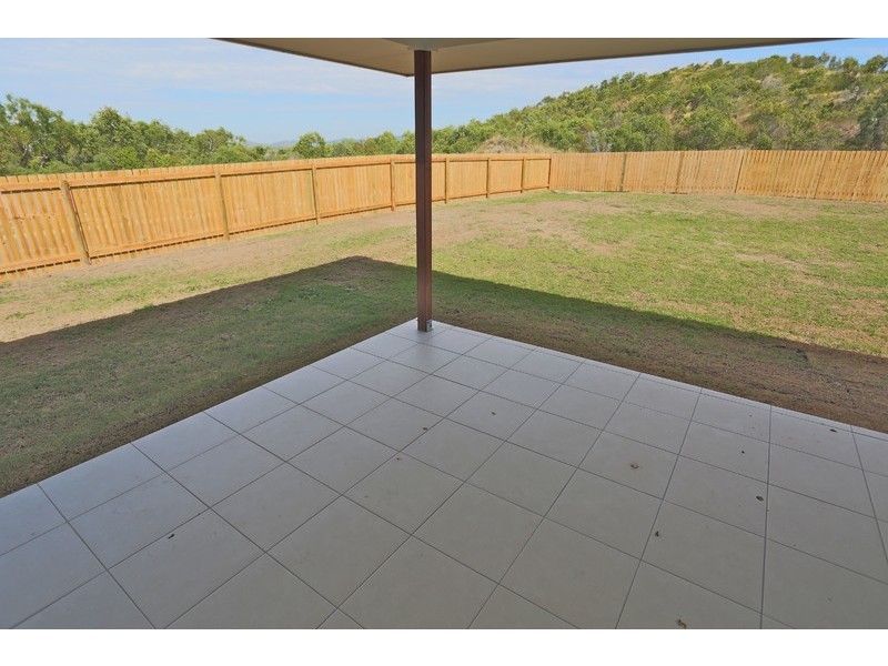 52 Eagle Heights, Zilzie QLD 4710