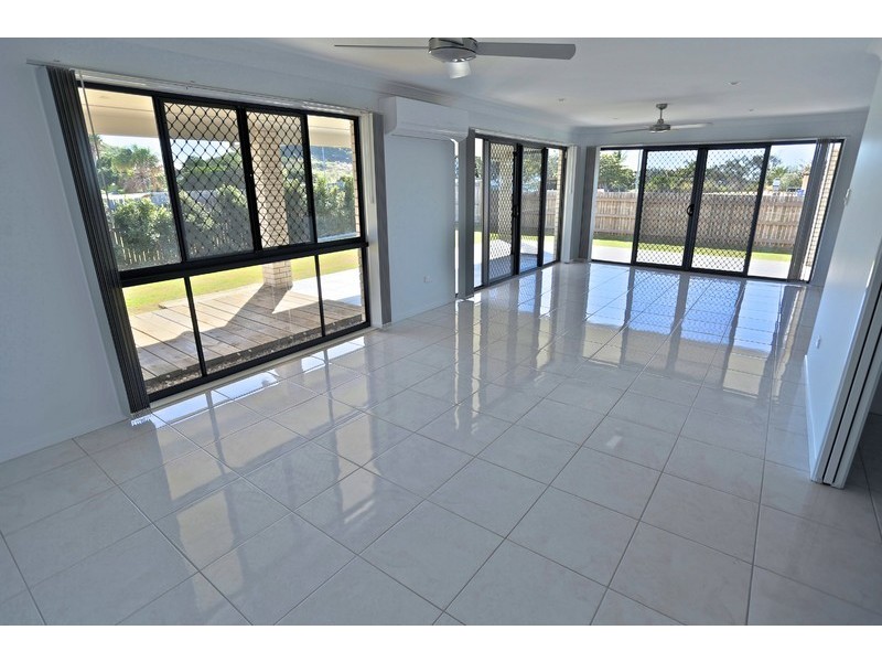 13 Waterpark Drive, Mulambin QLD 4703