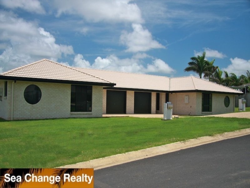 1/64 Hewitt Street, Emu Park QLD 4710