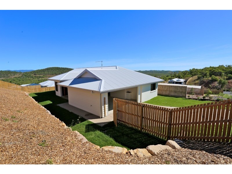 8 Barclay Avenue, Zilzie QLD 4710