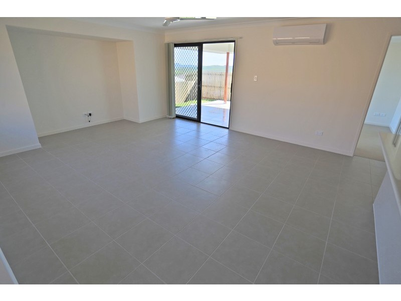 8 Barclay Avenue, Zilzie QLD 4710