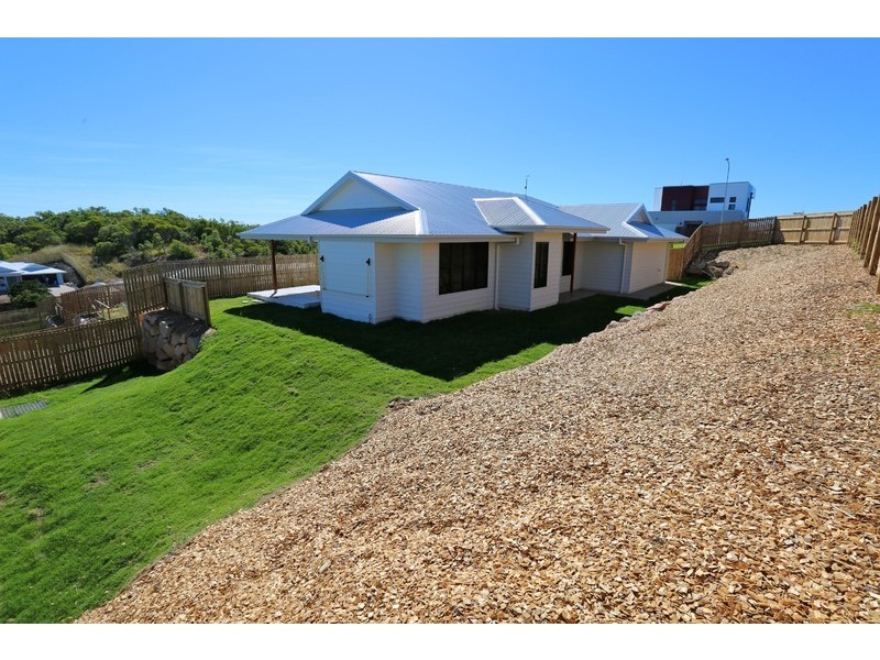 8 Barclay Avenue, Zilzie QLD 4710