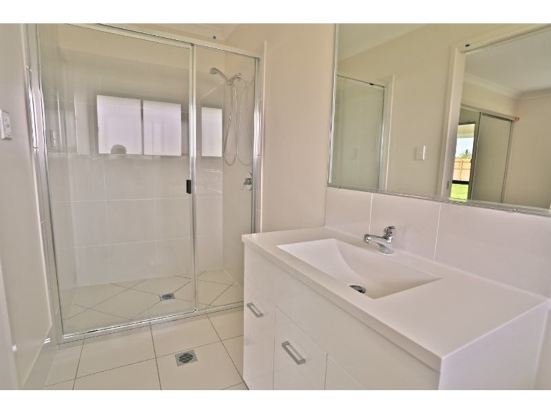 16 Waterpark Drive, Mulambin QLD 4703