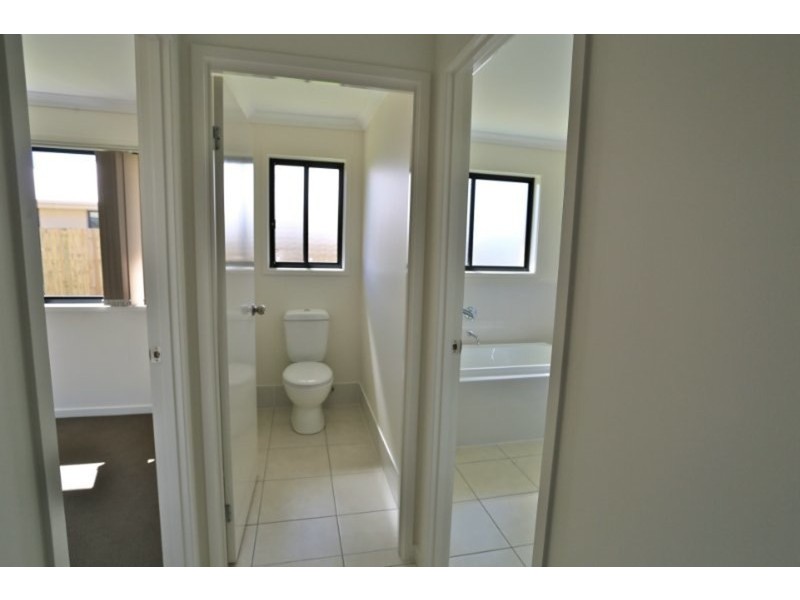 26 Beachside Circuit, Mulambin QLD 4703