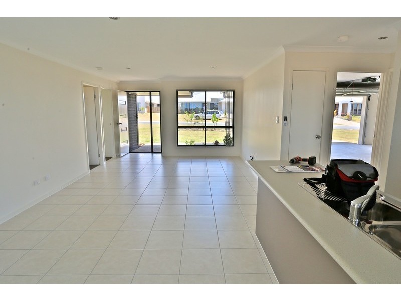 27 Timbers Beach Road, Zilzie QLD 4710