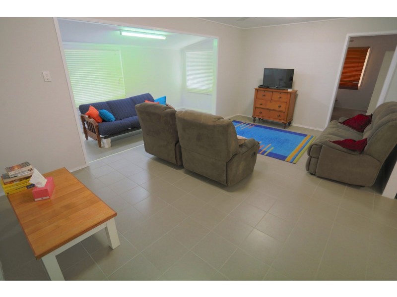 35 John Street, Emu Park QLD 4710