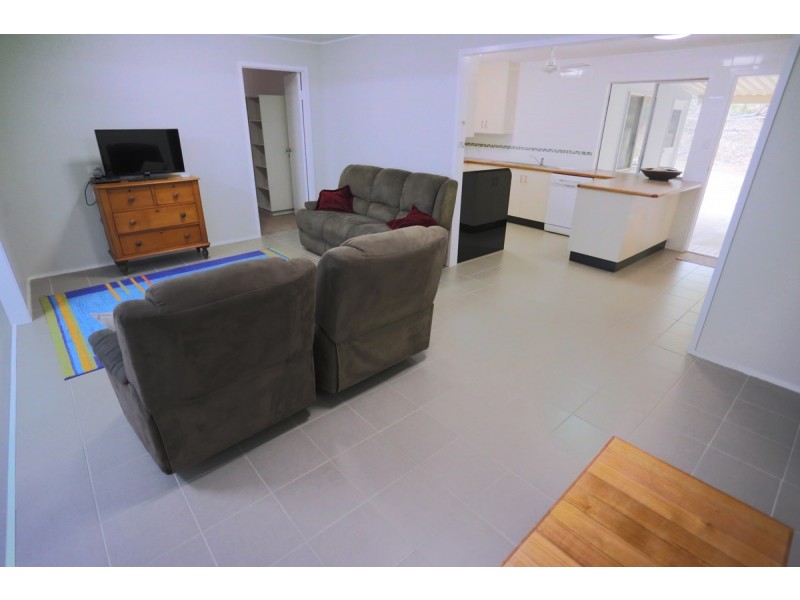 35 John Street, Emu Park QLD 4710