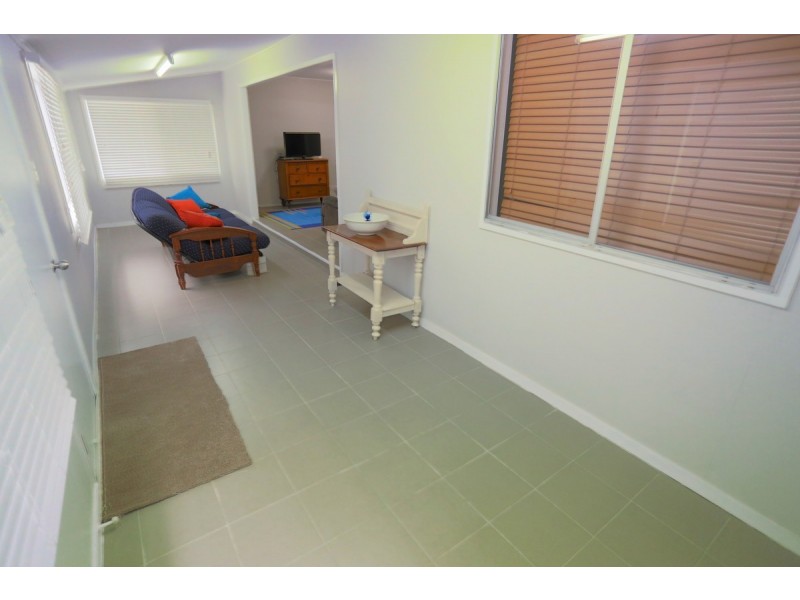 35 John Street, Emu Park QLD 4710