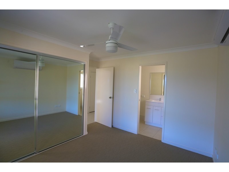 4 Barclay Avenue, Zilzie QLD 4710