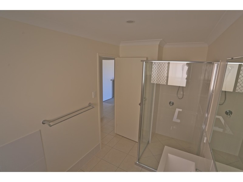 4 Barclay Avenue, Zilzie QLD 4710