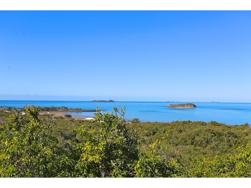 4 Barclay Avenue, Zilzie QLD 4710