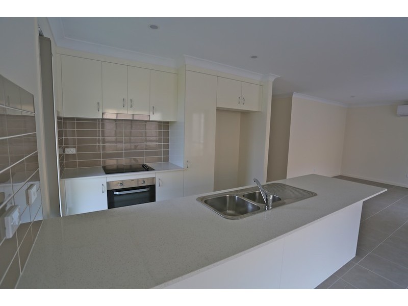 69 Cocoanut Point Drive, Zilzie QLD 4710