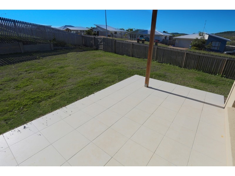 52 Valley Park Road, Zilzie QLD 4710