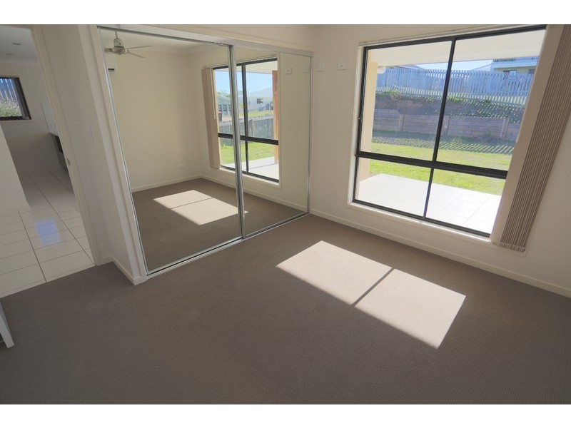 52 Valley Park Road, Zilzie QLD 4710