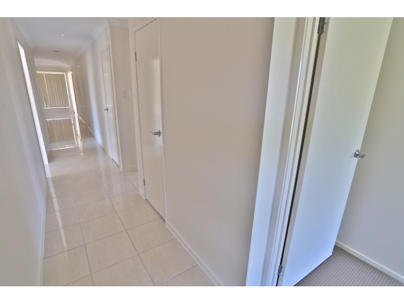 17 Beachside Circuit, Mulambin QLD 4703