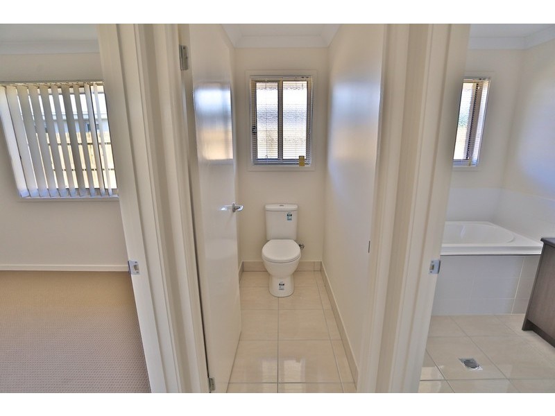 17 Beachside Circuit, Mulambin QLD 4703