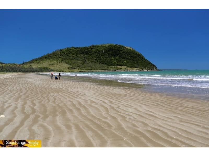 17 Beachside Circuit, Mulambin QLD 4703