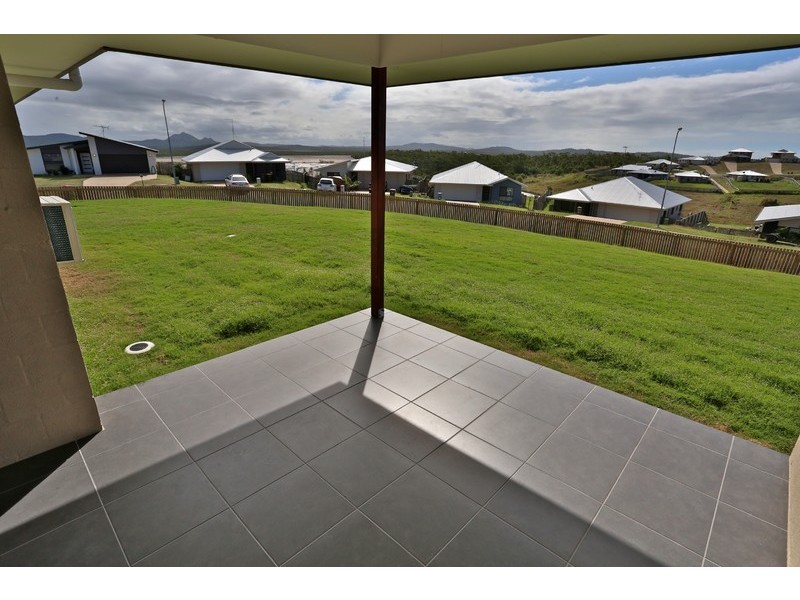 23 Falcon Crest, Zilzie QLD 4710
