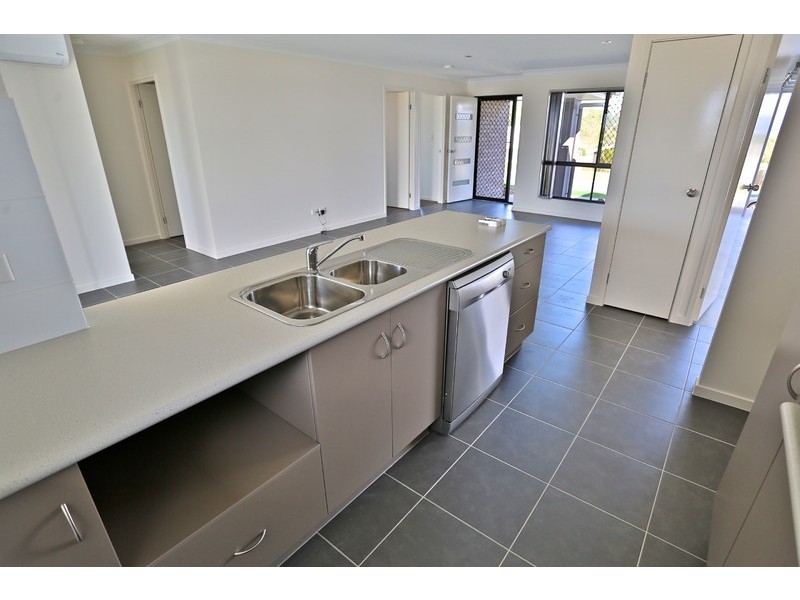 23 Falcon Crest, Zilzie QLD 4710