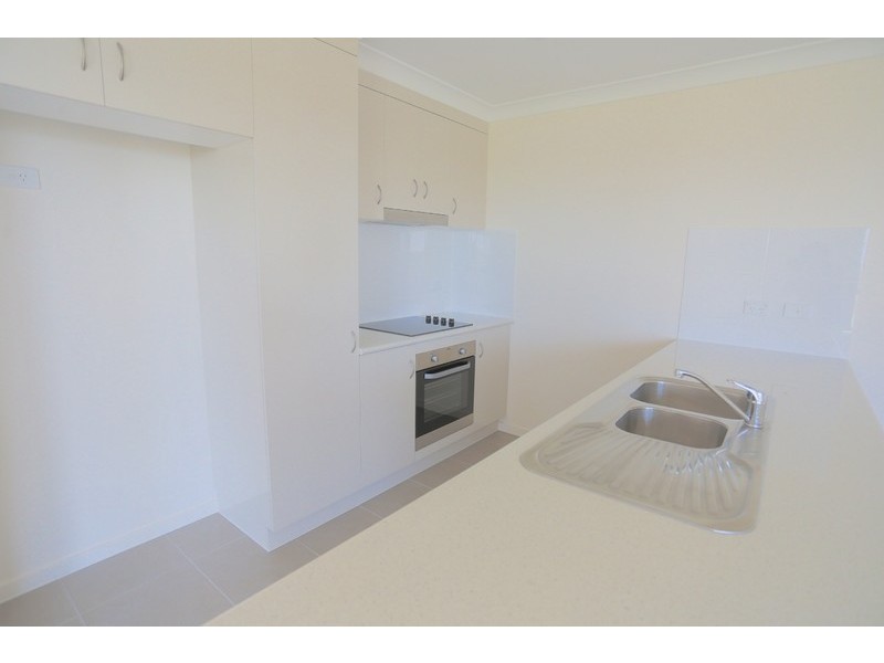 1 Barclay Avenue, Zilzie QLD 4710