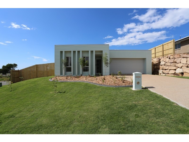 1 Barclay Avenue, Zilzie QLD 4710