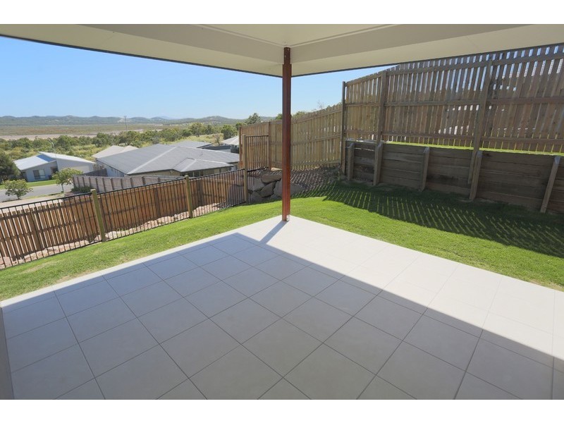7 Ocean View Drive, Zilzie QLD 4710