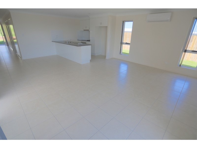 7 Ocean View Drive, Zilzie QLD 4710